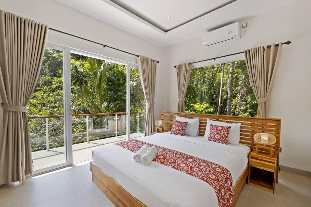 New 4 Bedroom Surrounded By Jungle And Ricefields